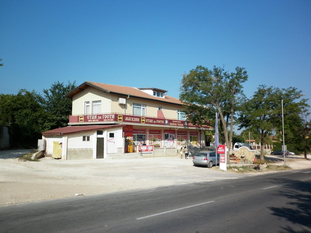 Ivanova Cheshma Guest House Warna Exterior foto